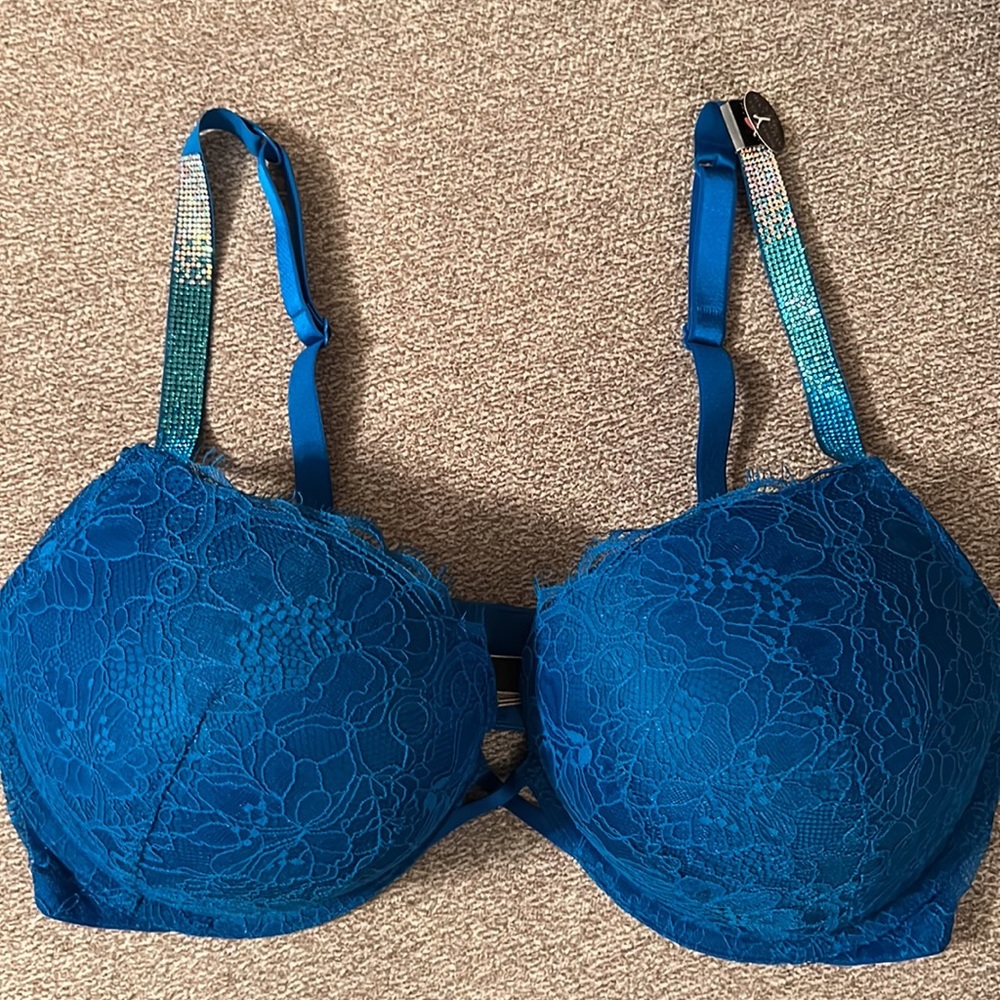 Victoria’s Secret VERY SEXY Bombshell Add-2-Cups Lace Shine Strap PushUp Bra 38D